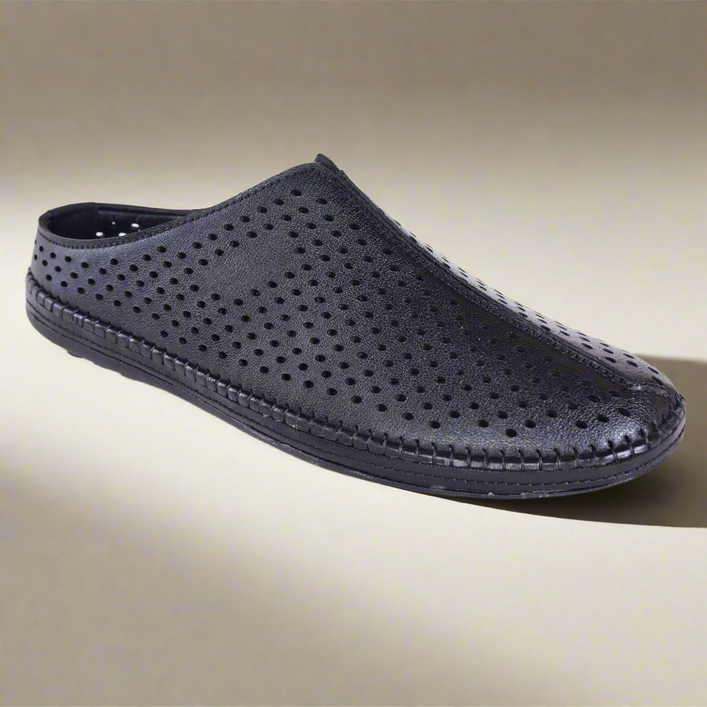 Designer Black Jutis For Men