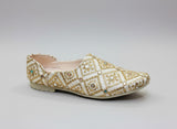 Royal Golden Embroidered Jutti