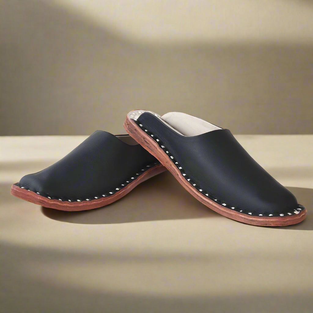 Leather Black Jutis For Men