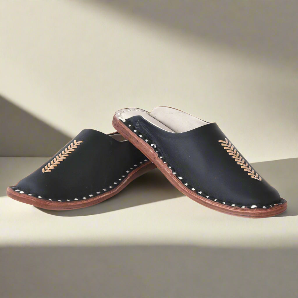 Leather Black Jutis For Men