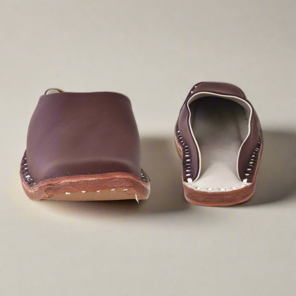 Leather Brown Jutis For Men