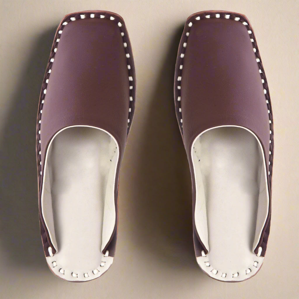 Leather Brown Jutis For Men