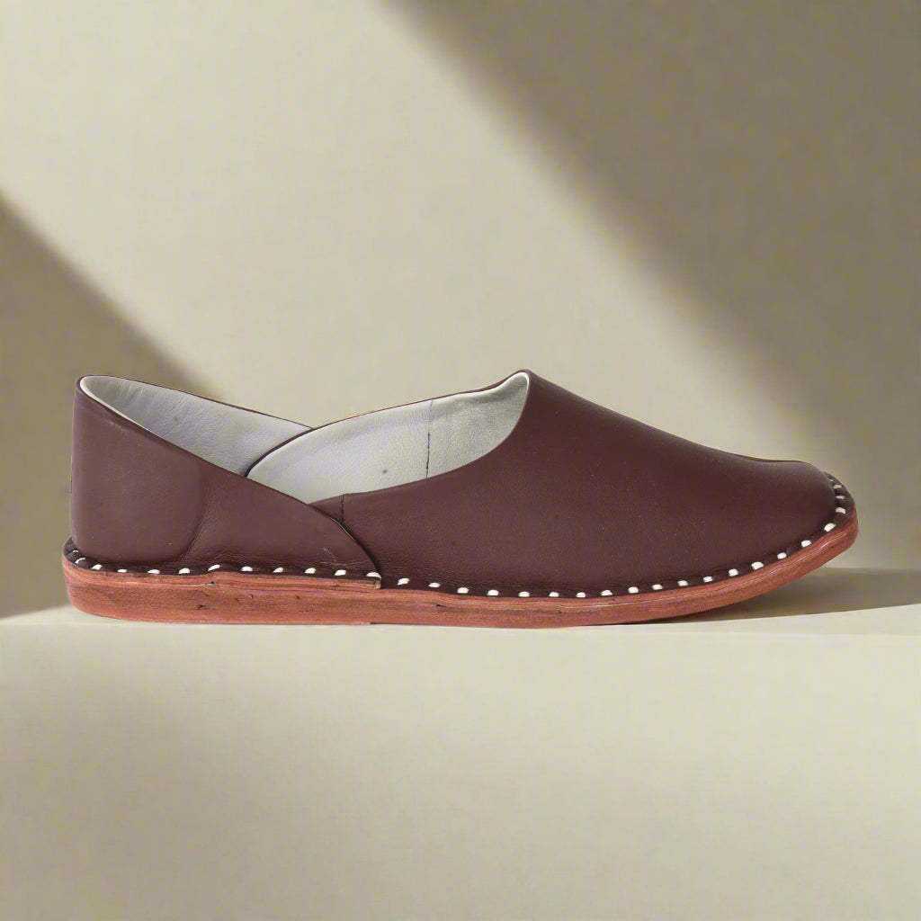 Leather Brown Jutis For Men