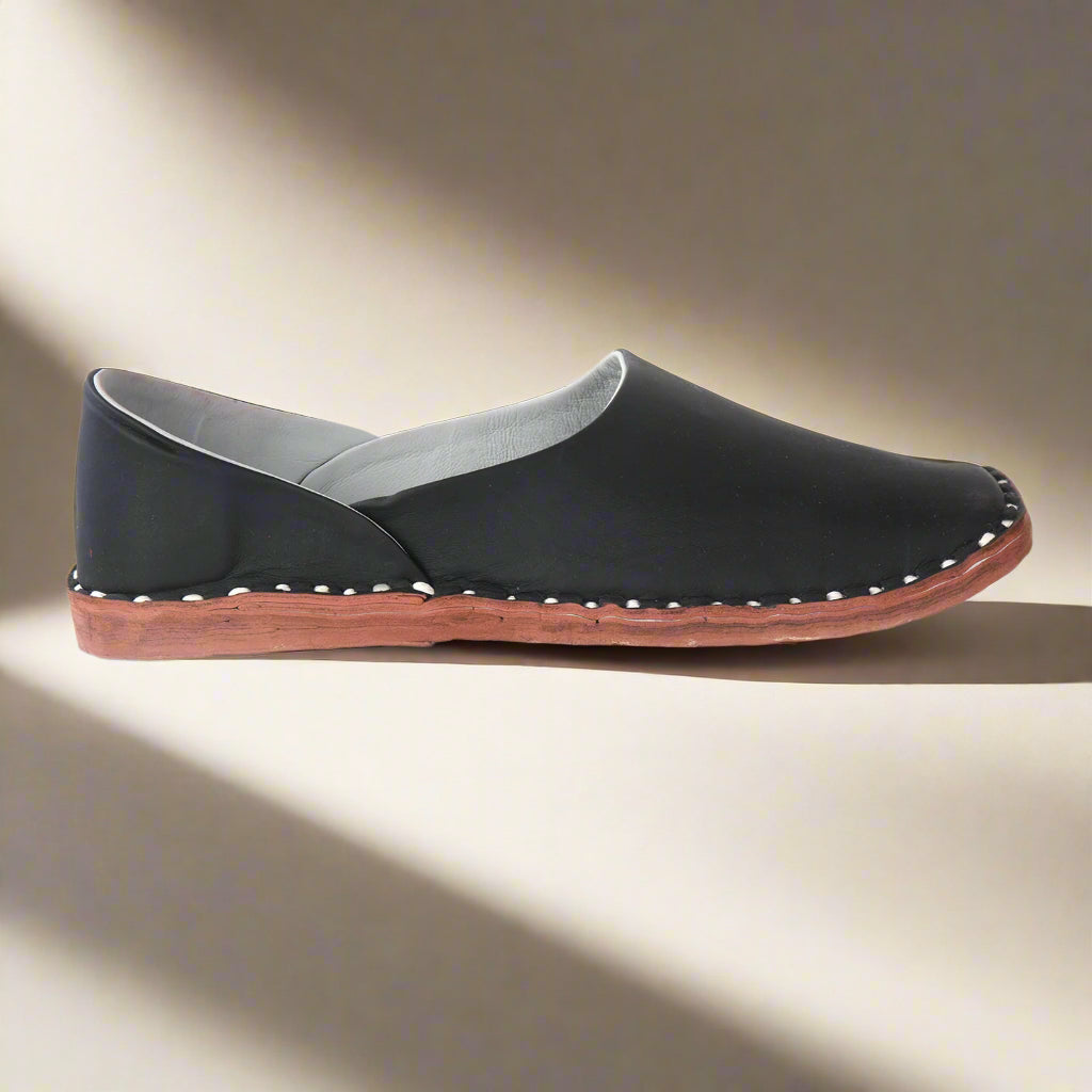 Leather Black Jutis For Men