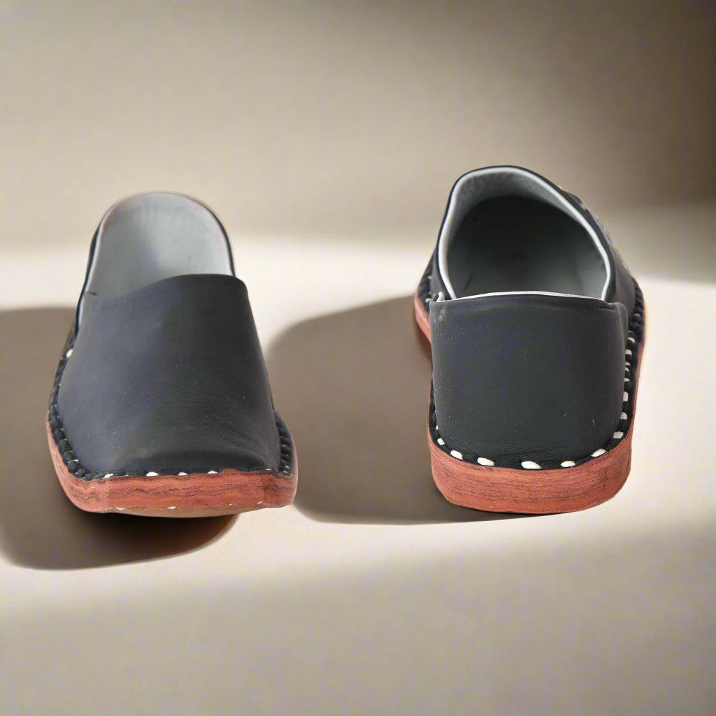 Leather Black Jutis For Men