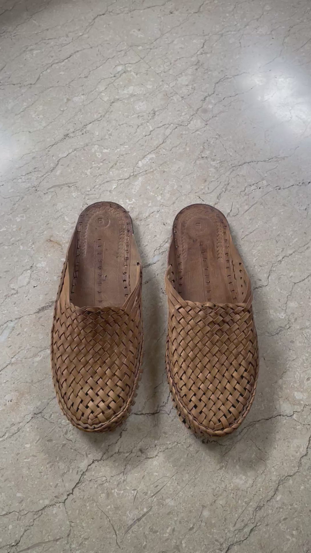 Kolapuri Centre Leather Tan Kolhapuri Sandals