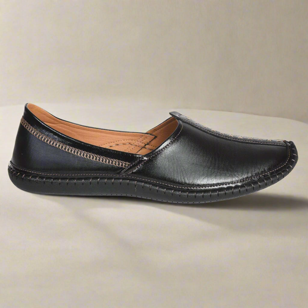 Kolapuri Centre Soft Cushion Sole Black Jutis
